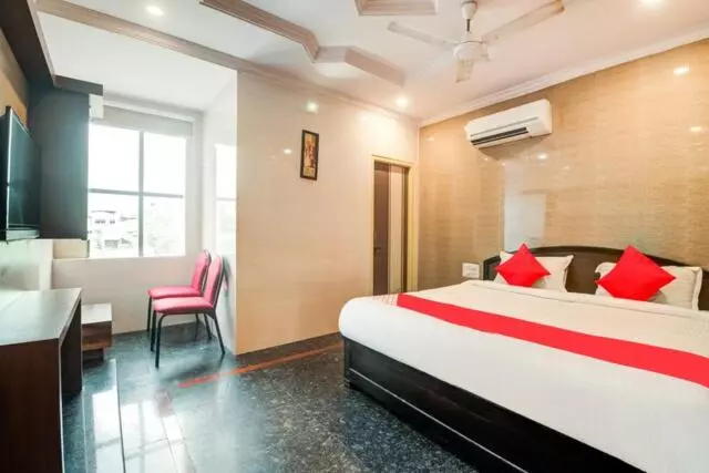 ホテル Tejasri Residency