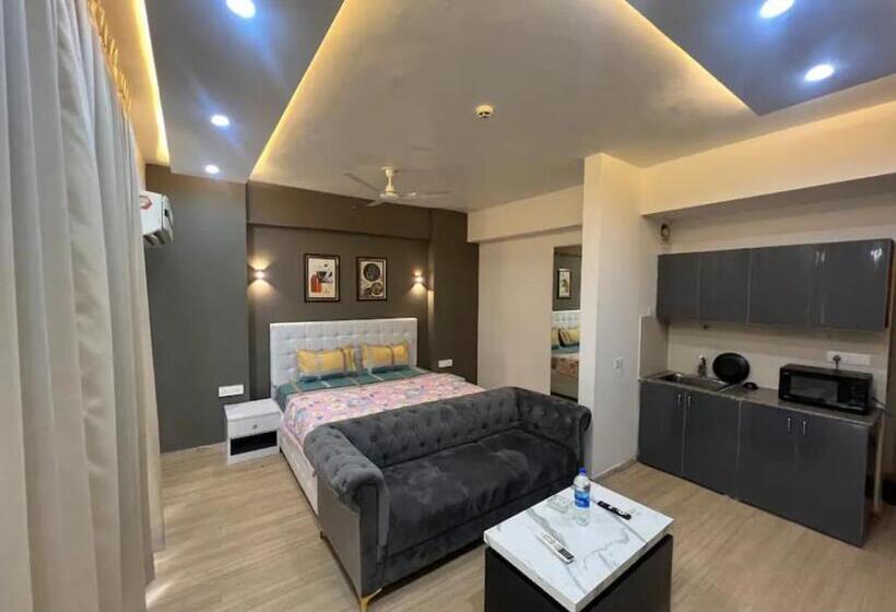 Отель Westin Lucknow