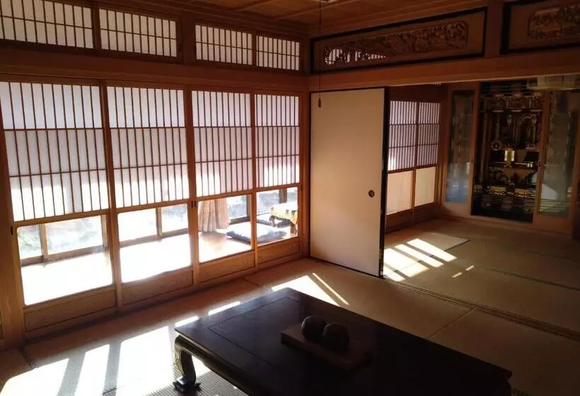 Majatalo 政義の宿