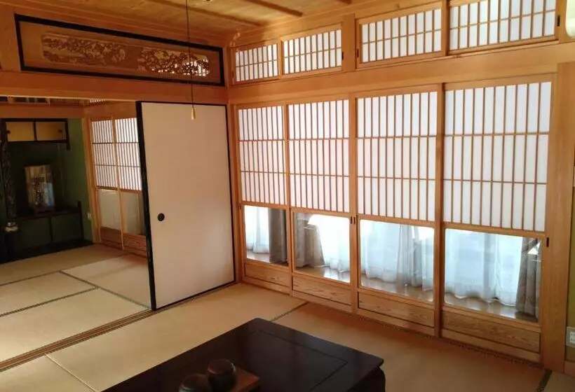 Majatalo 政義の宿