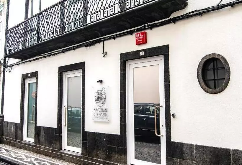 پانسیون Azoriani City Hostel Ponta Delgada