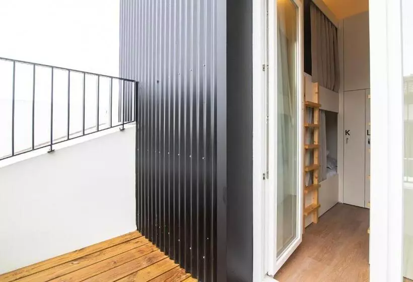 پانسیون Azoriani City Hostel Ponta Delgada