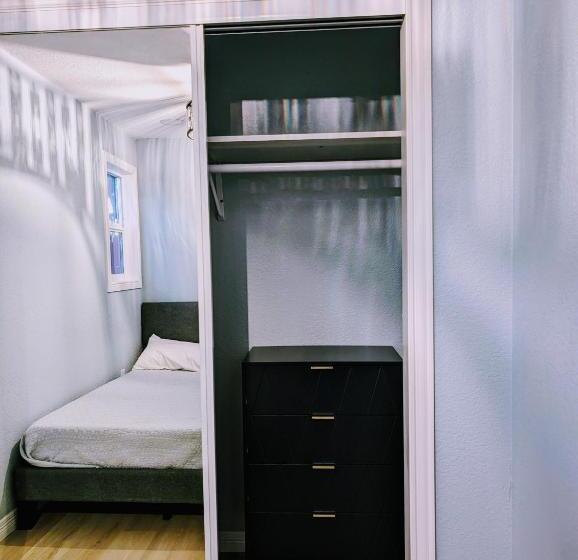 Pansiyon Chic Parisian Guest House