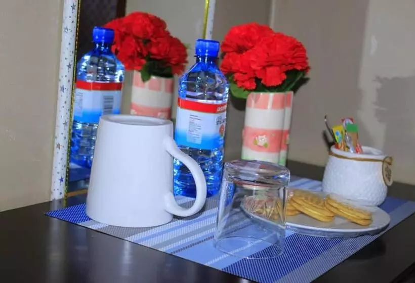 پانسیون Lormasol Mews Guesthouse