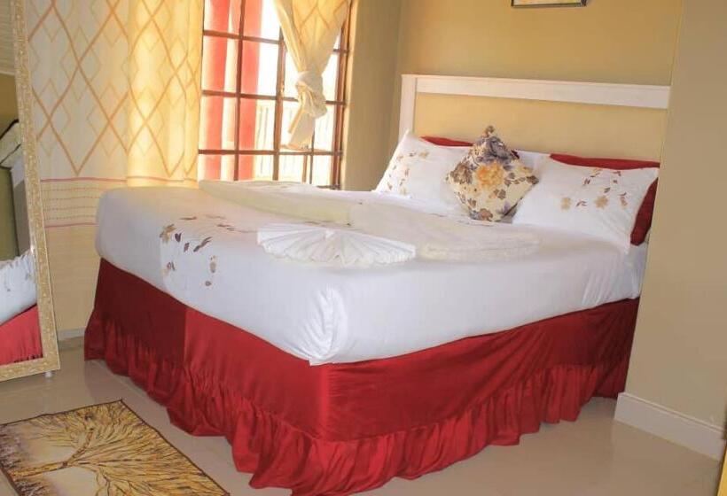 پانسیون Lormasol Mews Guesthouse