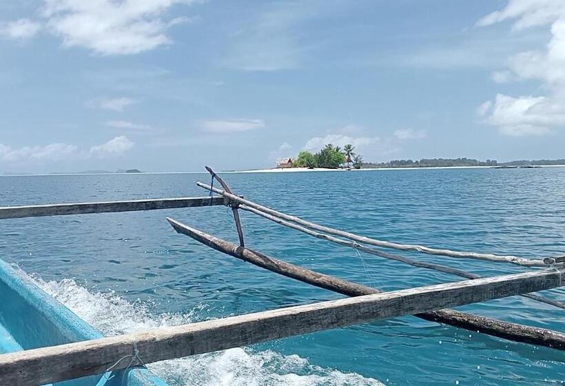 Пансион Private Island Guest House