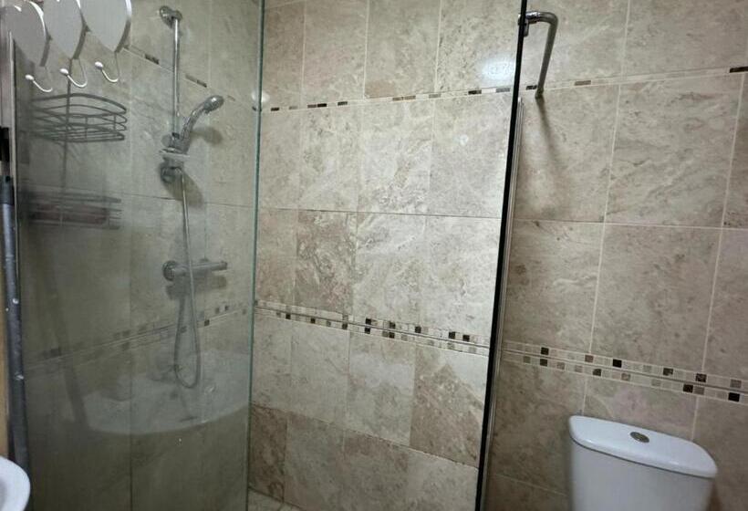 Prince Apartment Inn