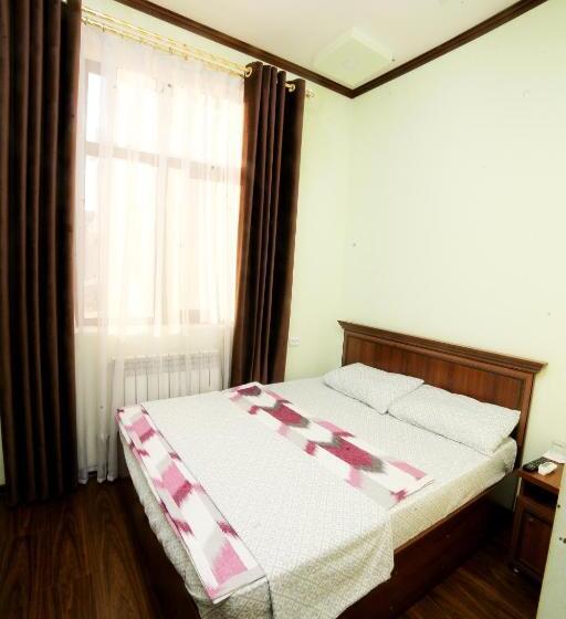 Sarbon Hotel Khiva 2