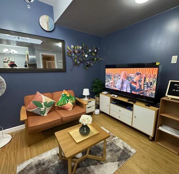 Azure Urban Resort Staycation Miami Tower Near Naia With Wifi And Netflix Js Haven