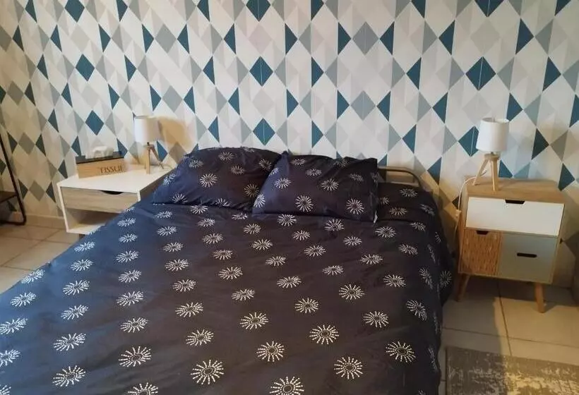 ベッドアンドブレックファースト Chambre Chez L Habitant Avec Sdb Et Wc Privatifs