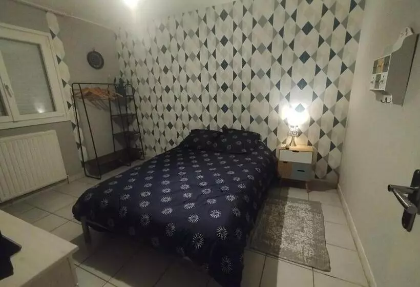 ベッドアンドブレックファースト Chambre Chez L Habitant Avec Sdb Et Wc Privatifs