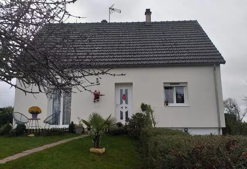 ベッドアンドブレックファースト Chambre Chez L Habitant Avec Sdb Et Wc Privatifs