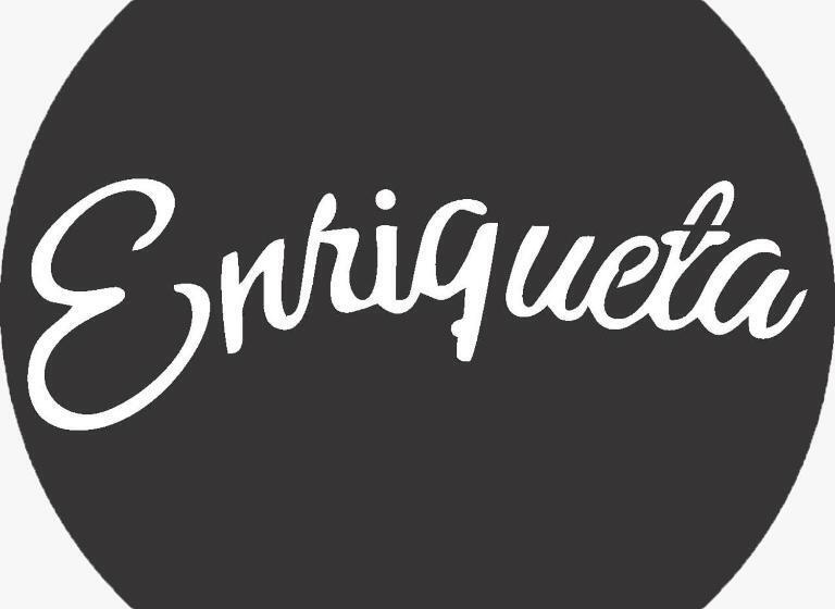 مبيت وإفطار Enriqueta Pds