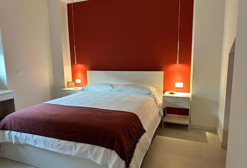 Bed and Breakfast La Vecchia Stazione Aci Castello