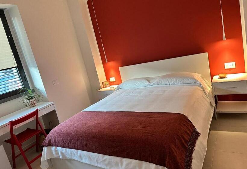 Bed and Breakfast La Vecchia Stazione Aci Castello