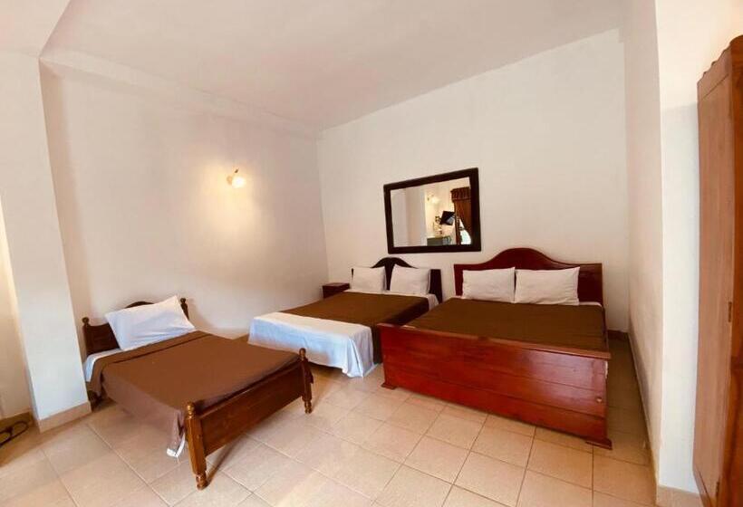 Hotell Adventure Base Camp Miyora