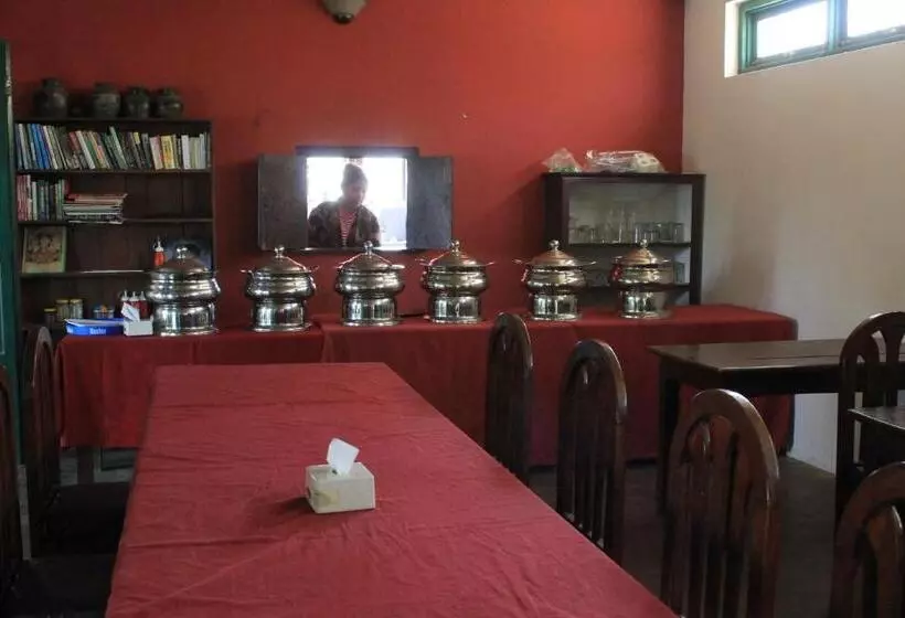 هتل Horizon Homes   Sauraha Chitwan