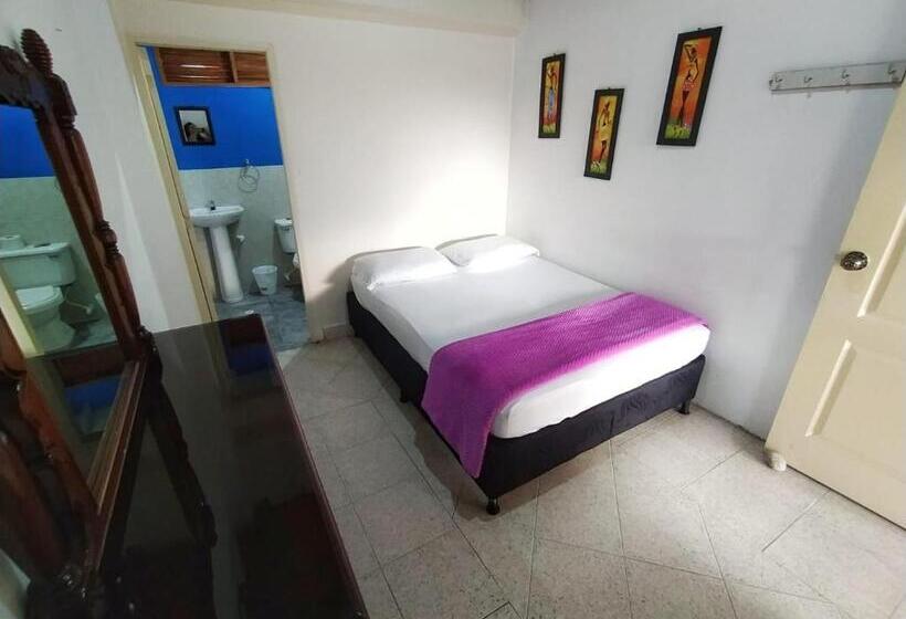 Hotel Hospedaje En Jardín Con Picsina