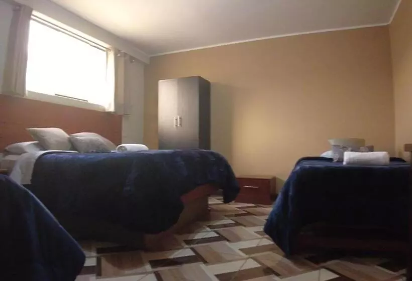 ホテル Las Terrazas Inn