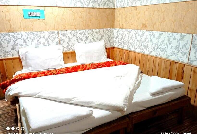 Hotel Mehak And Restarunt