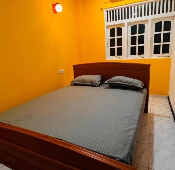 酒店 Sri Ragavas Lagoon Villa