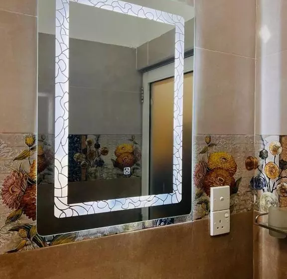 ホテル Sri Ragavas Lagoon Villa