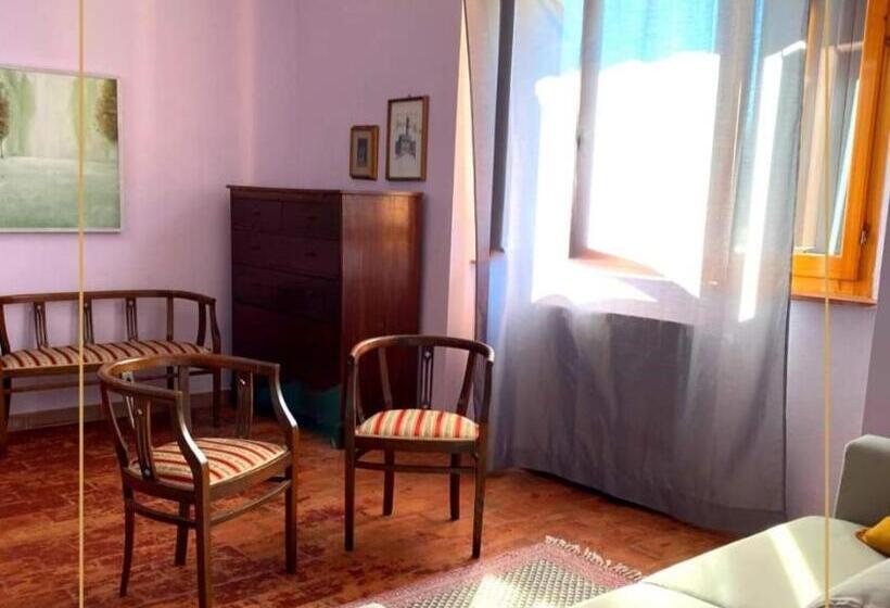 فندق Yellowstone In Chianti Resort E Pool