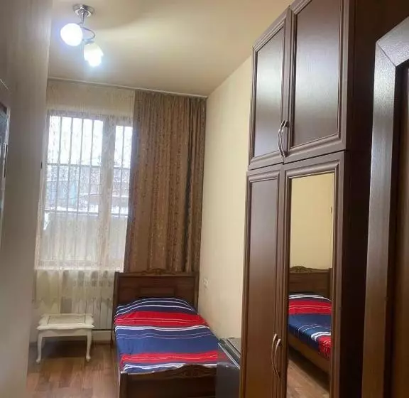 Mama Hostel