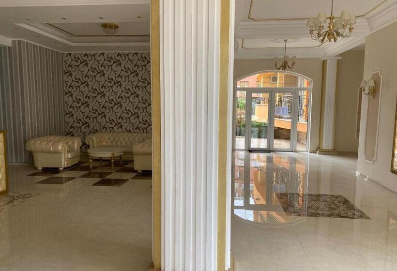 Marvel Deluxe Studio