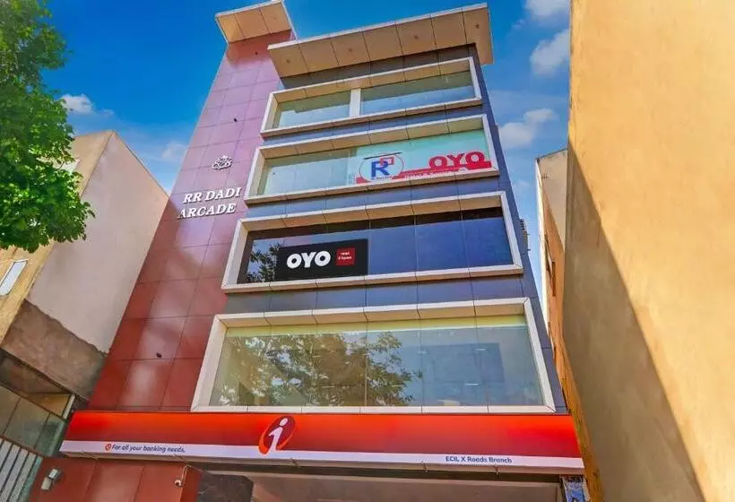 Oyo Flagship Hotel R Square