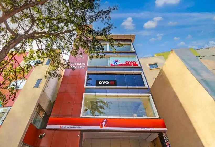 Oyo Flagship Hotel R Square