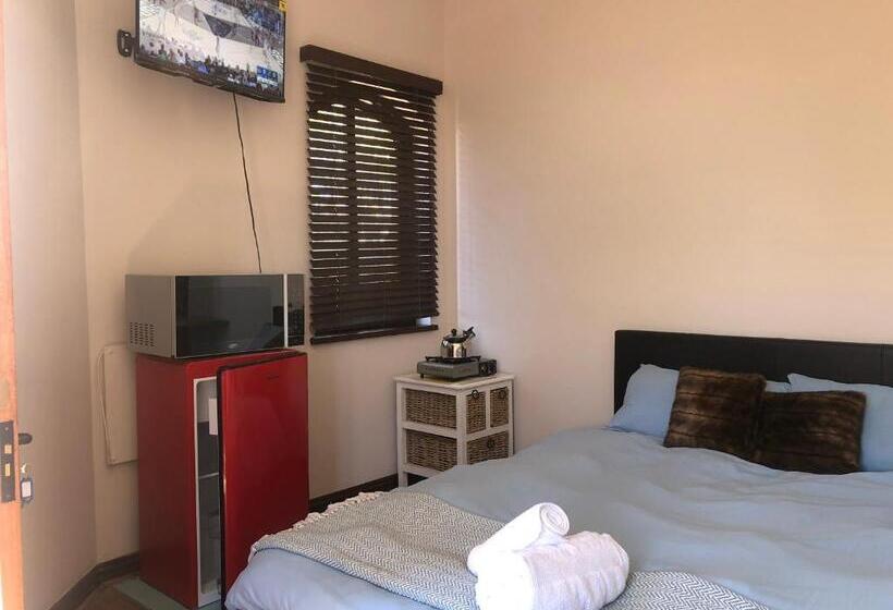 Pensionat Aderem Blus Rooms