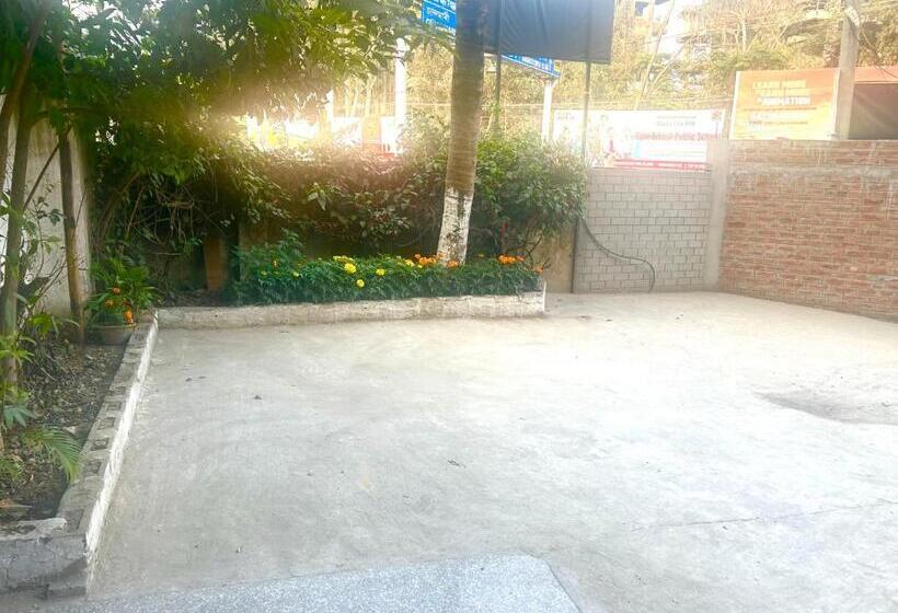 Pensão Anne’s Laces Homestay