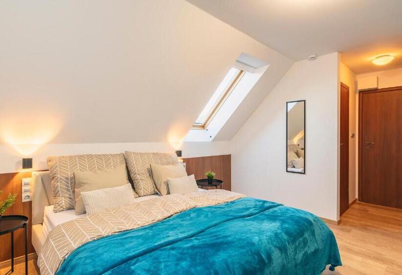 بنسيون Feel Good House