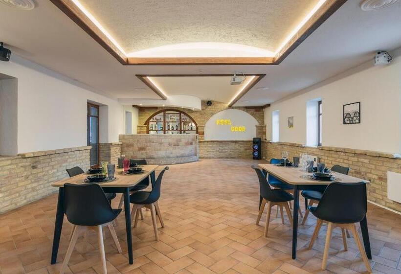 بنسيون Feel Good House