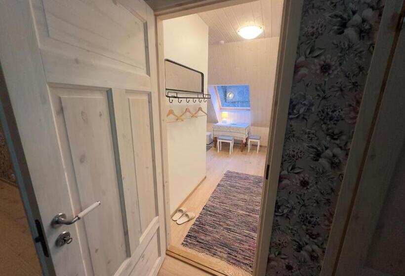 پانسیون Harmoonikum