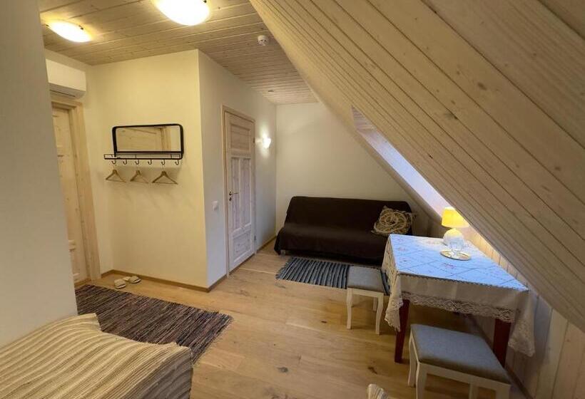 پانسیون Harmoonikum