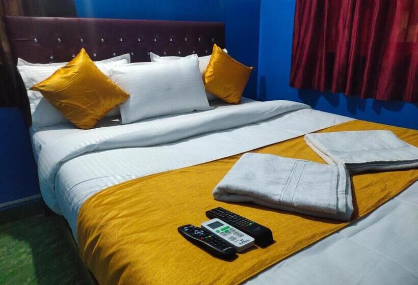 Pensiune Jo Guest House.