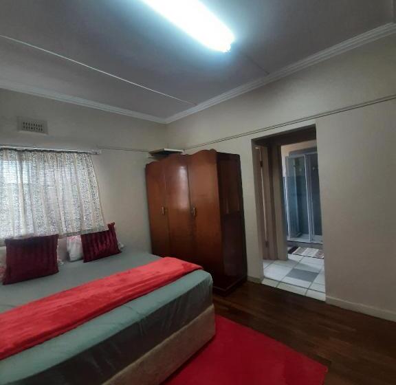 펜션 Tripple S Guest House