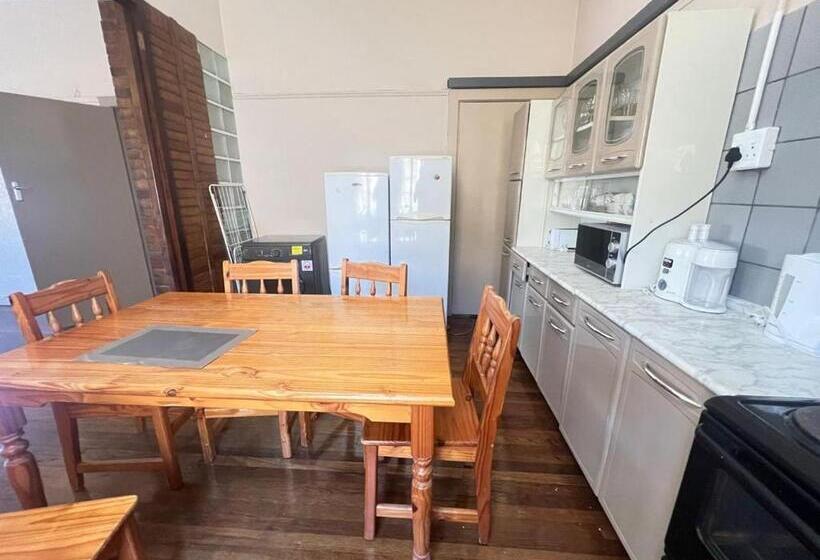 펜션 Tripple S Guest House