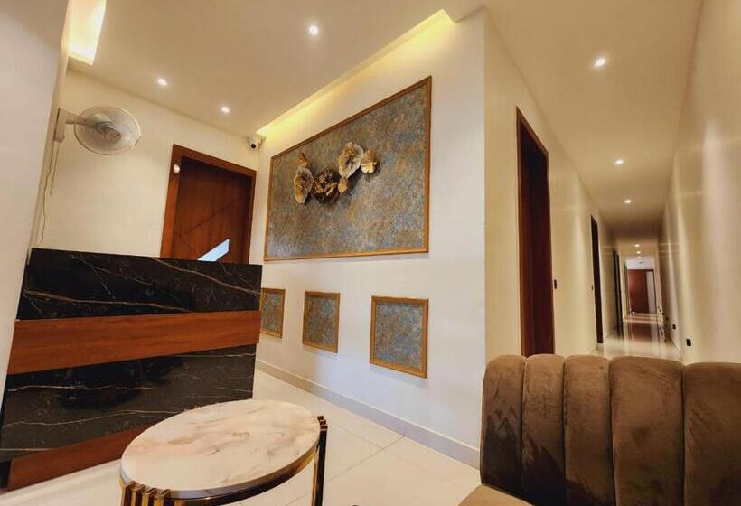 Shehnai Hotel And Banquet