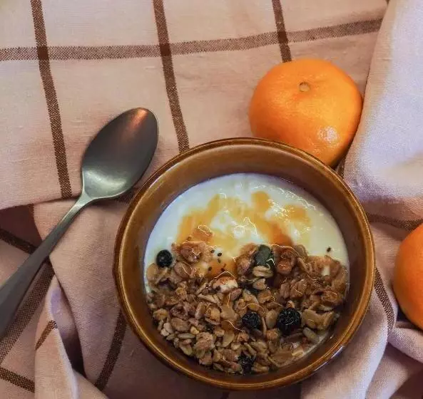 تختخواب و صبحانه In2 Bnb