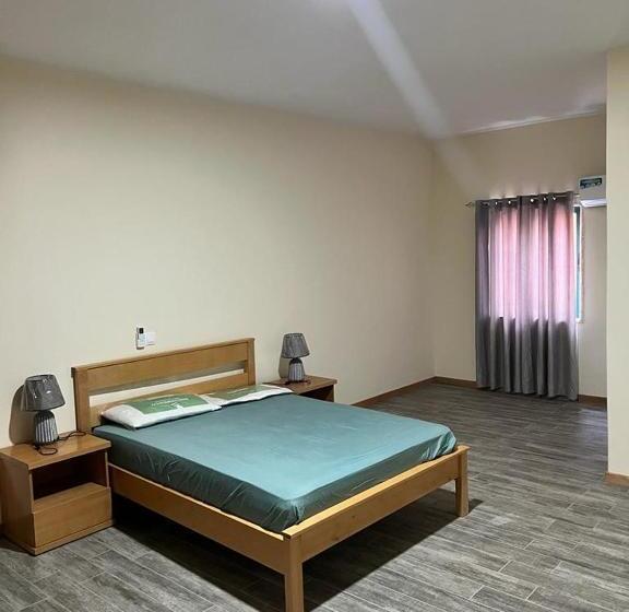 تختخواب و صبحانه Residencial Montrond