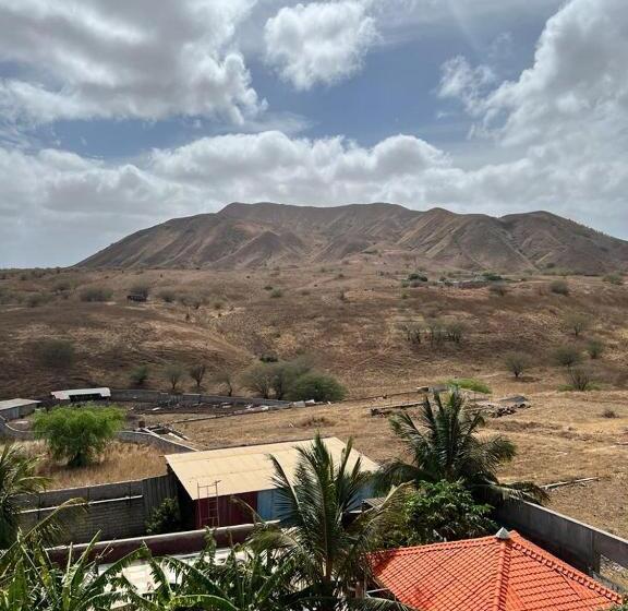 تختخواب و صبحانه Residencial Montrond