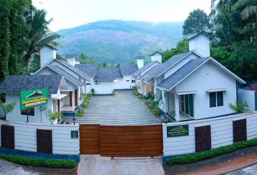 Aamiaismajoitus (B&B) Swastida Ayur Resorts