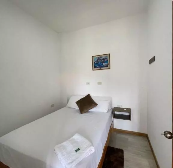 Habitación Familiar #10 Cerca De La Playa Wanderlust