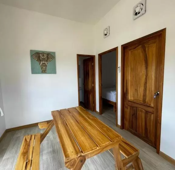 Habitación Familiar #10 Cerca De La Playa Wanderlust