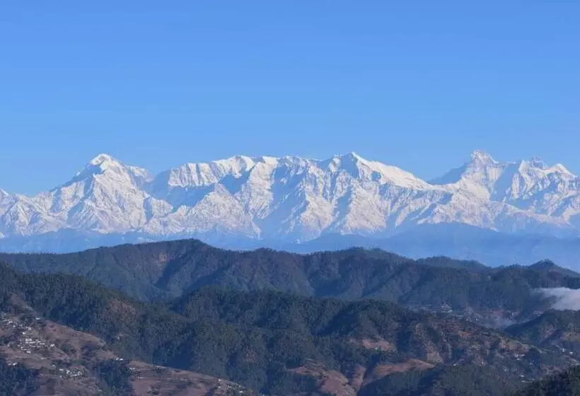 ホテル Kasar Himalaya Holiday Resort, Binsar Rd