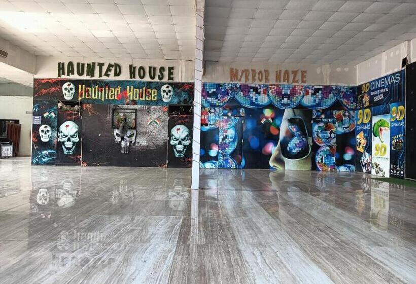 ホテル Krishna Funland Restaurant And Guest House