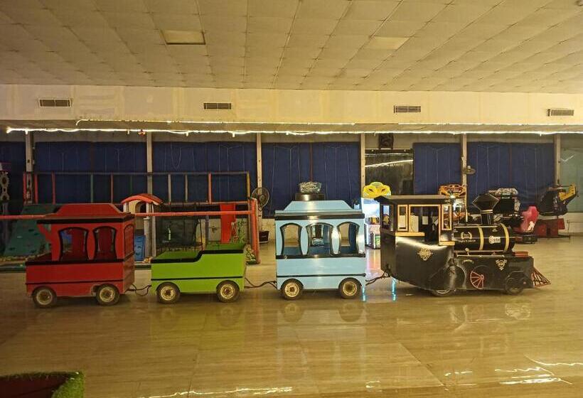 ホテル Krishna Funland Restaurant And Guest House